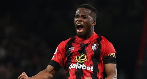 "أصيب بالملاريا".. نجم بورنموث يغيب عن منتخب بلاده في أمم افريقيا